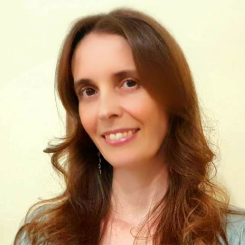 Dr-Daniela