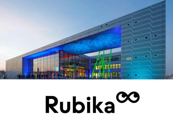 rubika-w-logo