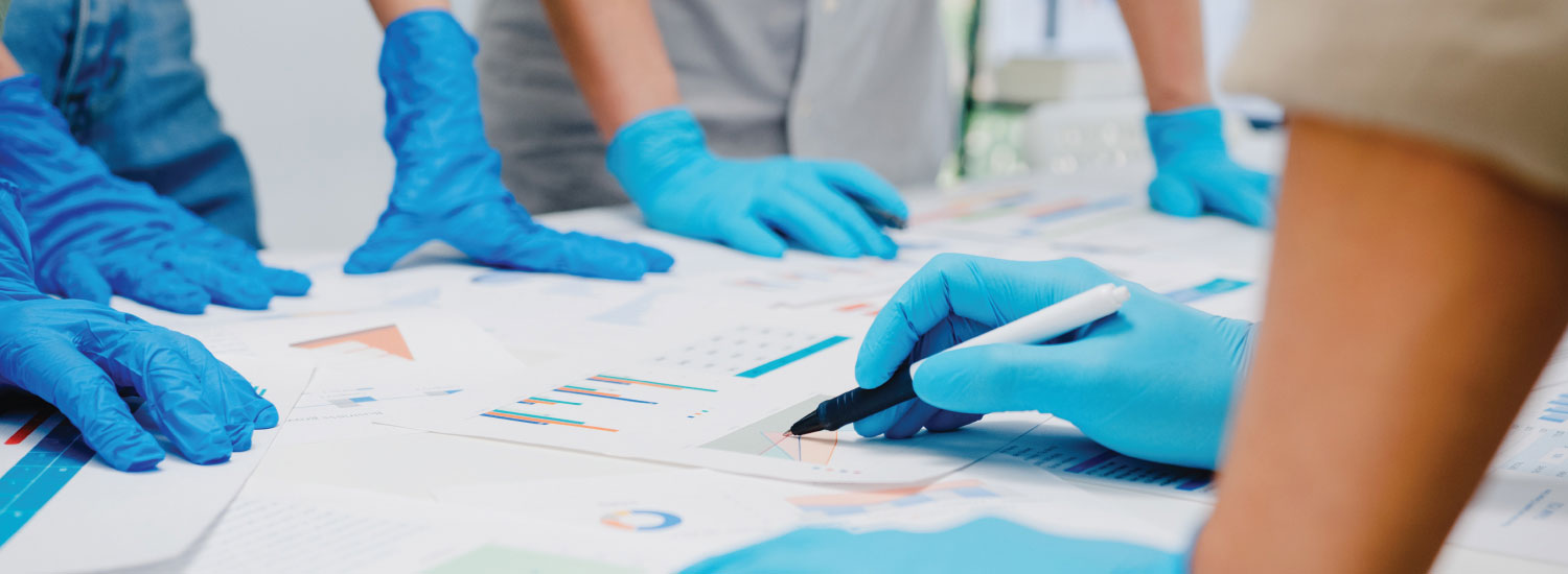 Diverse group of students discussing project together